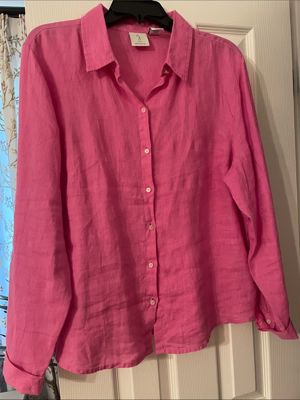 Beautiful dark pink linen button up blouse with MOP button detail
